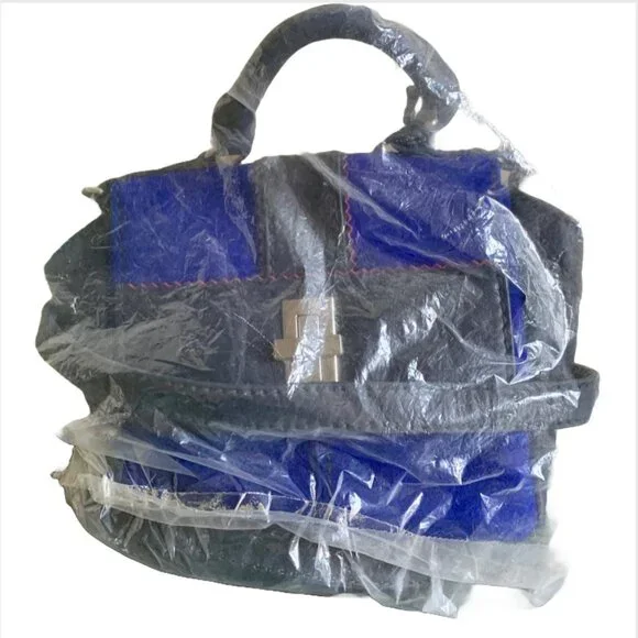 NWT Charlotte Ronson Navy Blue Wool & Black Leather Panel Crossbody Handbag - Picture 10 of 11